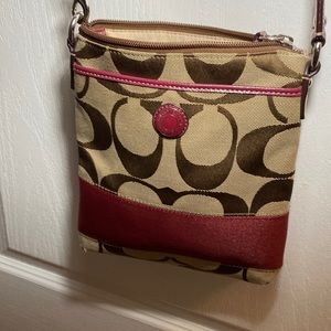 Coach Shoulder bag with adjustable strap